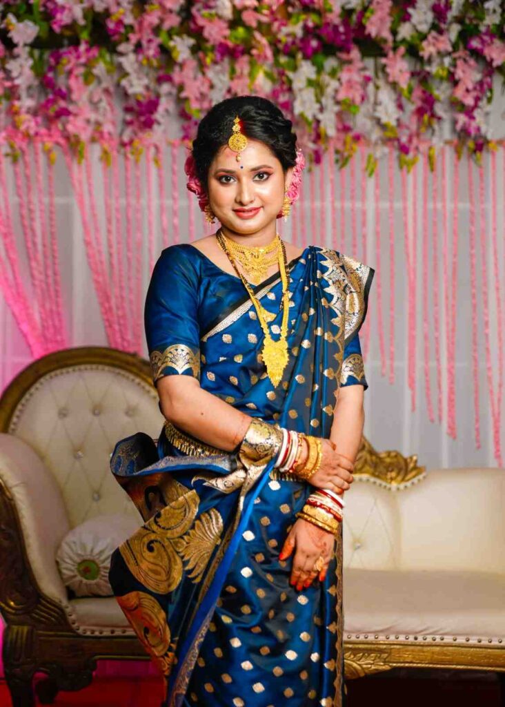 bengali reception look for bride in saree