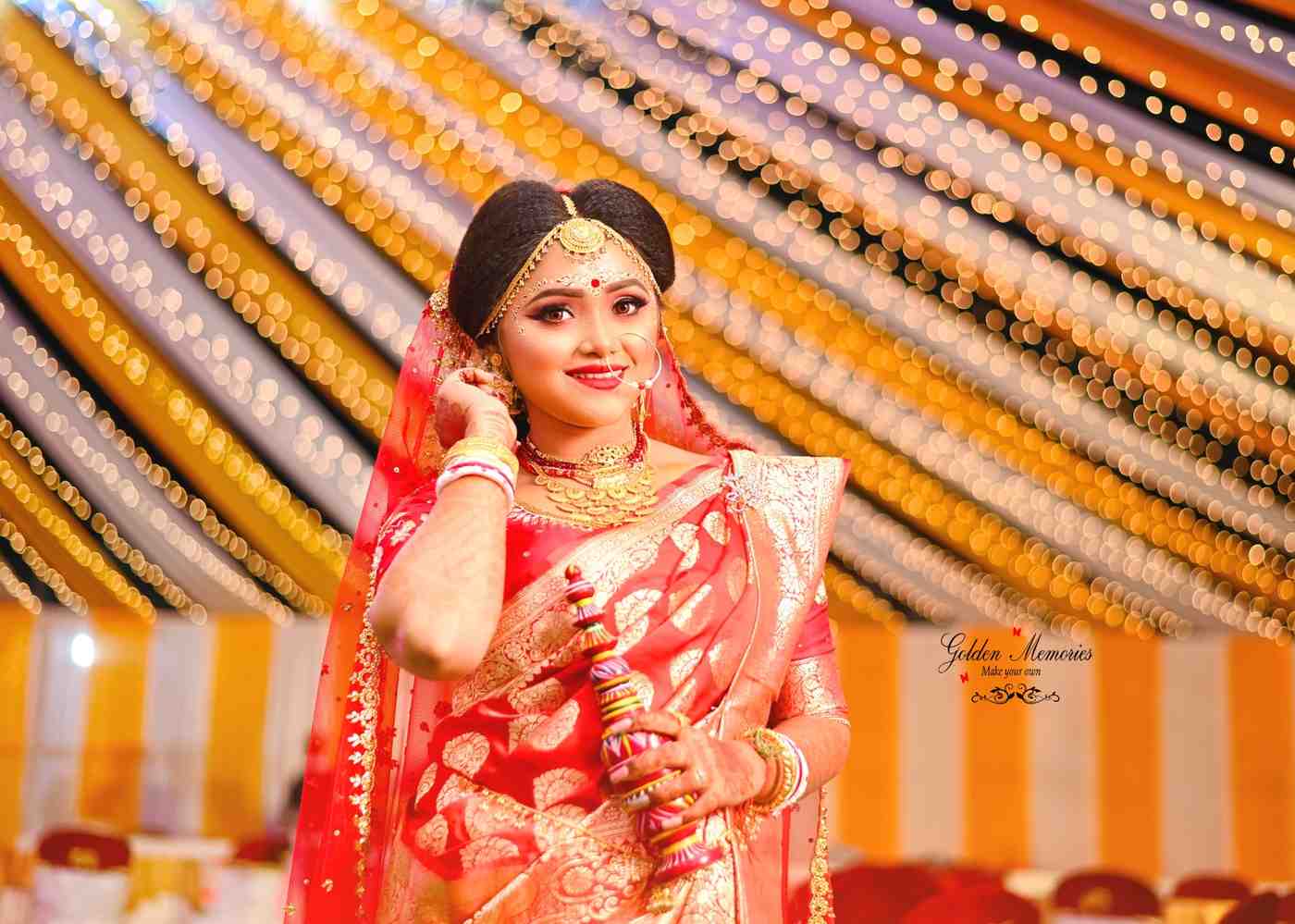 Bridal poses with dupatta