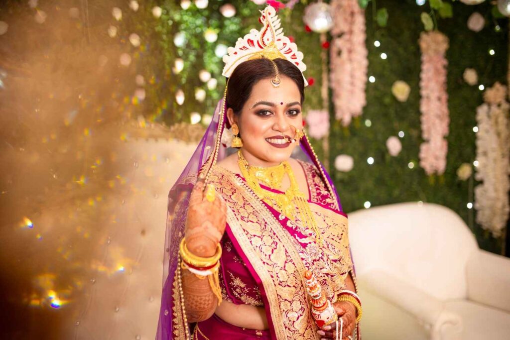 Bridal poses with dupatta