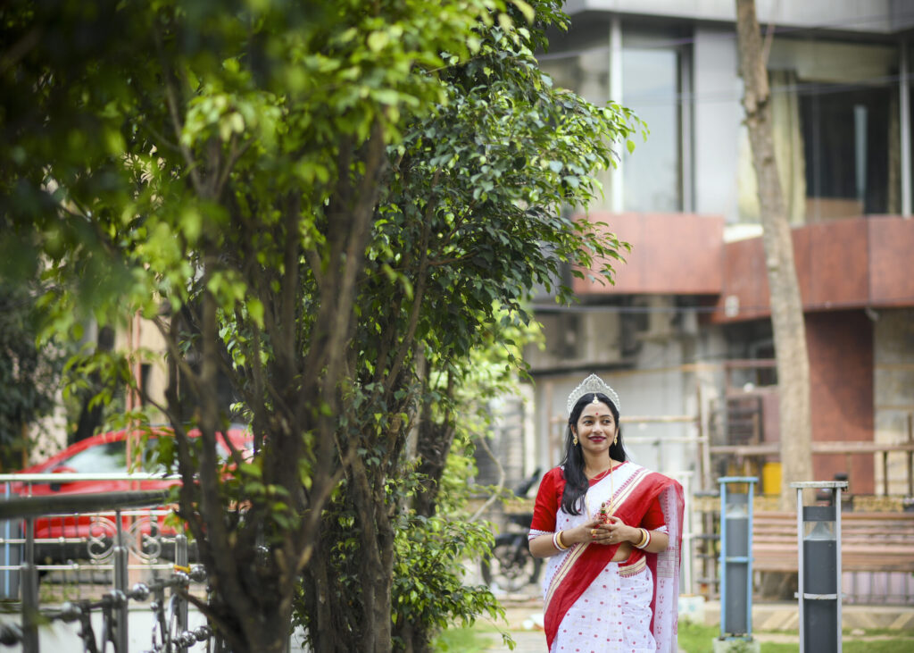 wedding photographer vs studio